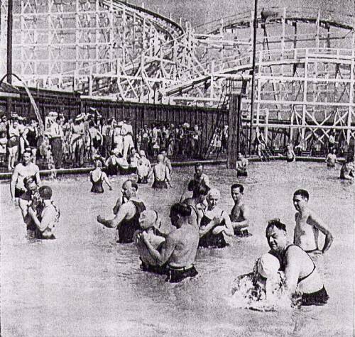 Крещение на конгрессе в Детройте в 1940 г.